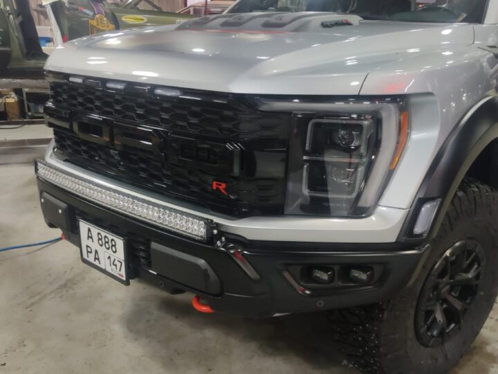 Пожиратель барханов: как Ford F-150 Raptor R примерял инженерные стандарты
