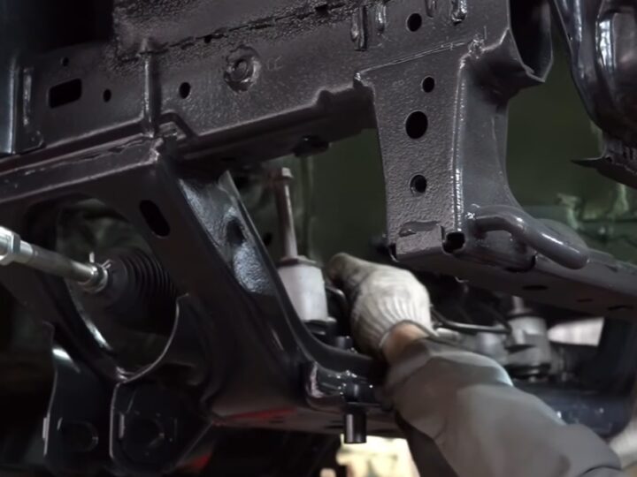 Проект «Т-34»: Хроники безумного кастома, или как скрестить Mercedes W126 с рамой Land Cruiser Prado 150